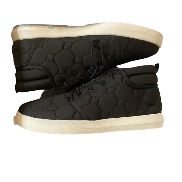 Sun + Stone Quilted Black Sneakers NEW Size 11.5 - Picture 5 of 7